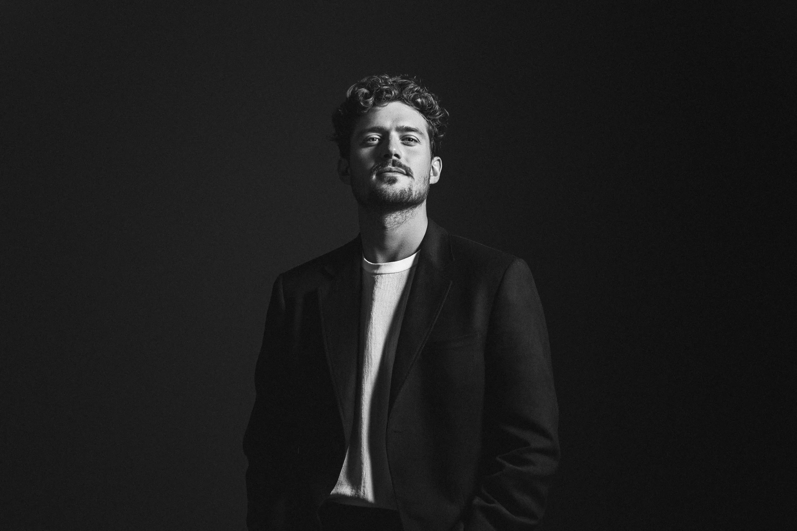 Cannes Image by notthoff La Biosthétique Friseur SW Mann Chic modeische Frisur mit dauerwelle 1 16 03 25