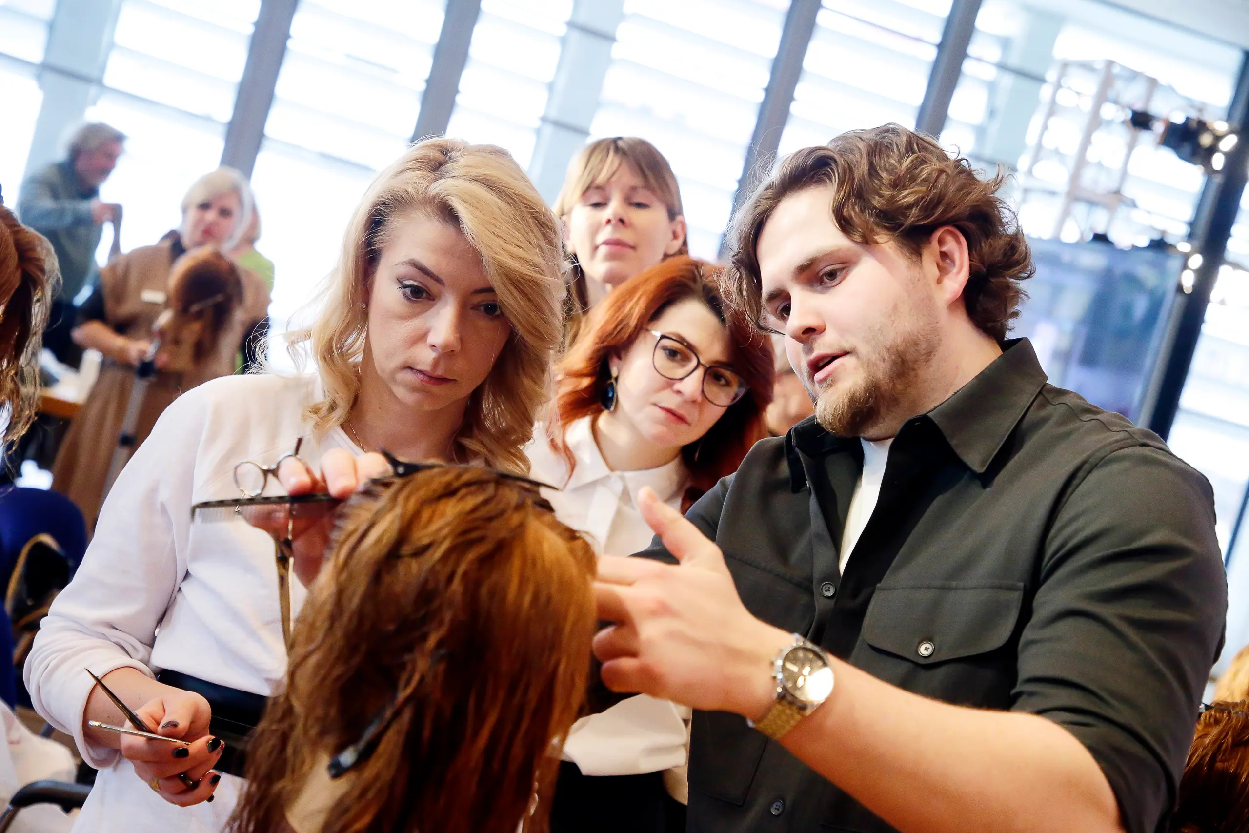 Maximilian Meyer Friseur Unterhaching Ausbilder Trainer2