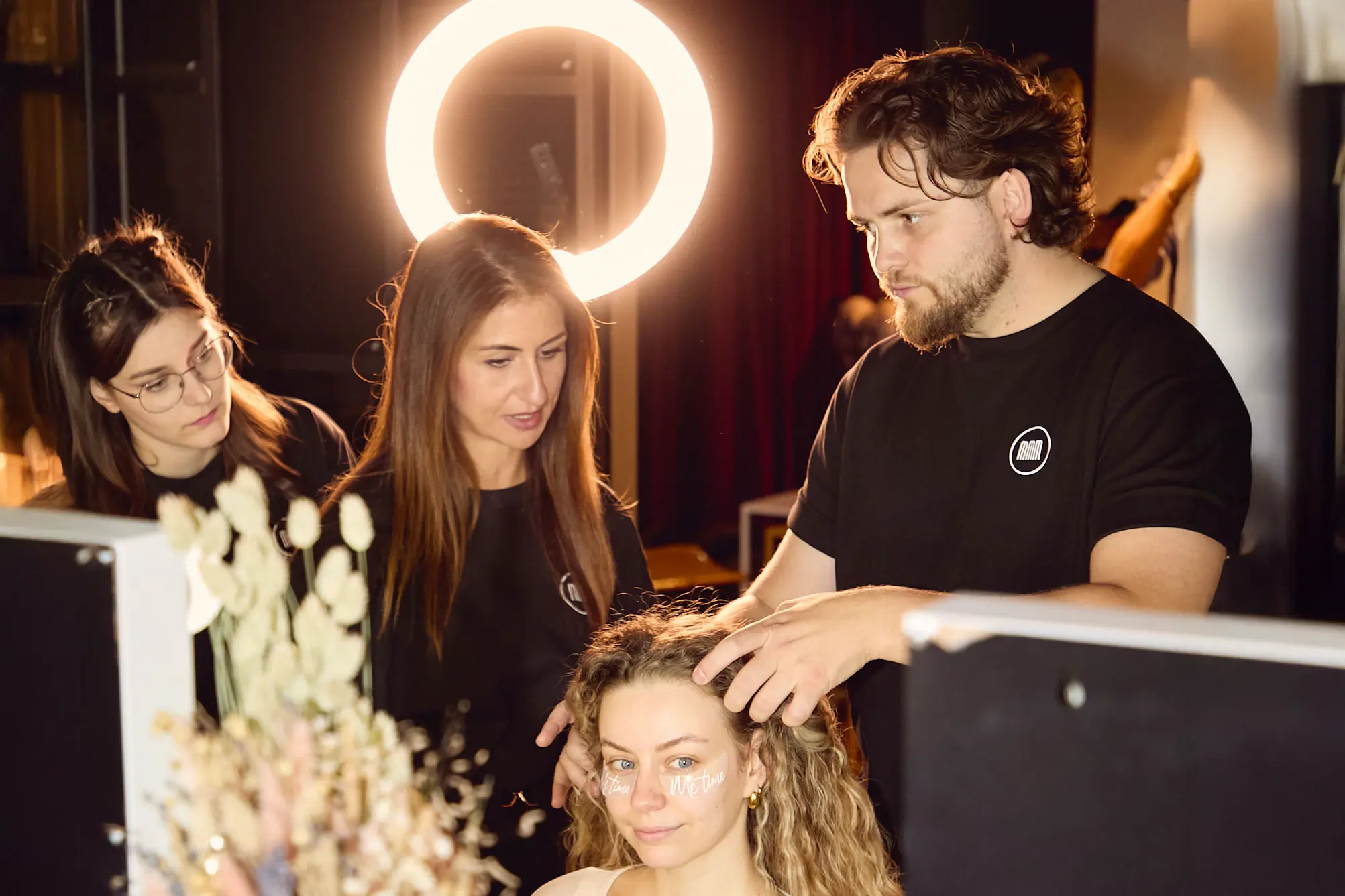 Maximilian Meyer Friseur Unterhachingen News Parsa Wiesn Glow 2025